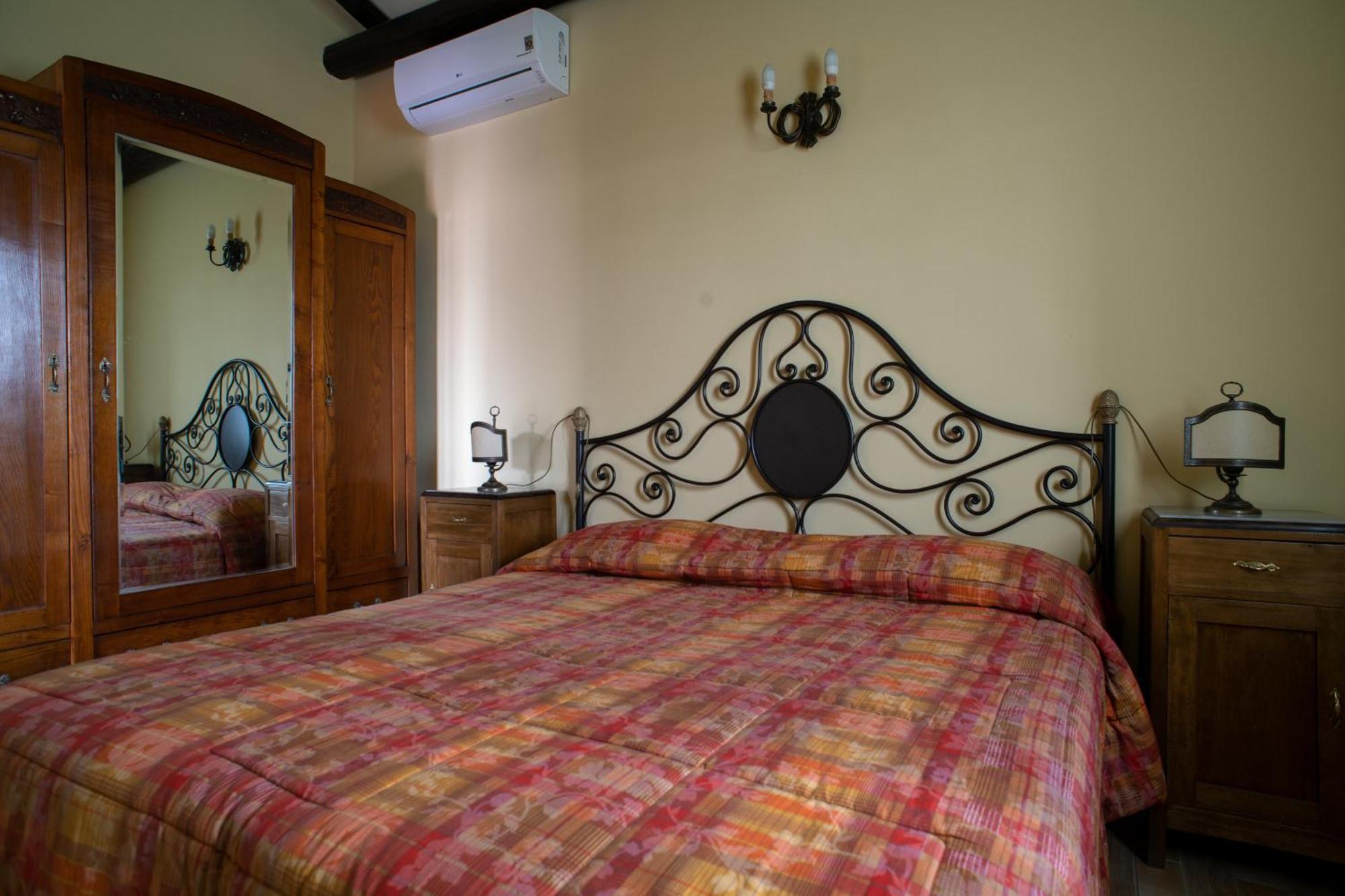 Borgata Baldazza Hotel Linguaglossa Bagian luar foto